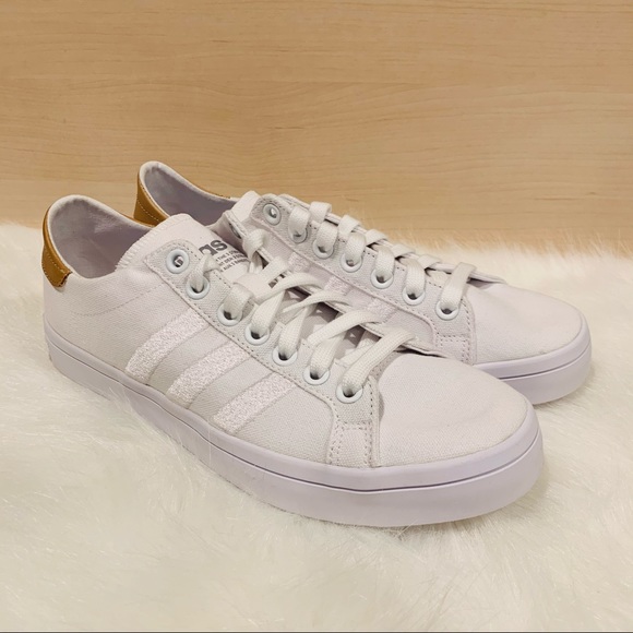 Adidas Courtvantage - Picture 1 of 6